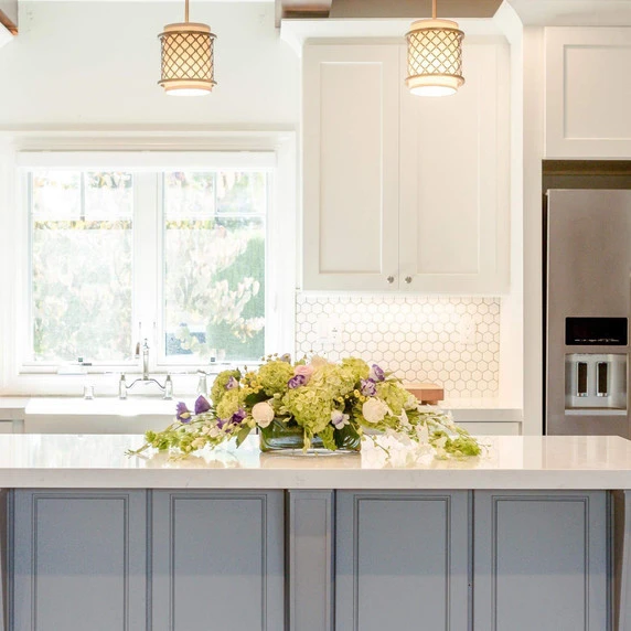 VCY1004 - Clear Cylinder Glass Vase - 10" X 4" 5 VCY1004 - Clear Cylinder Glass Vase - 10" X 4" - Image 3